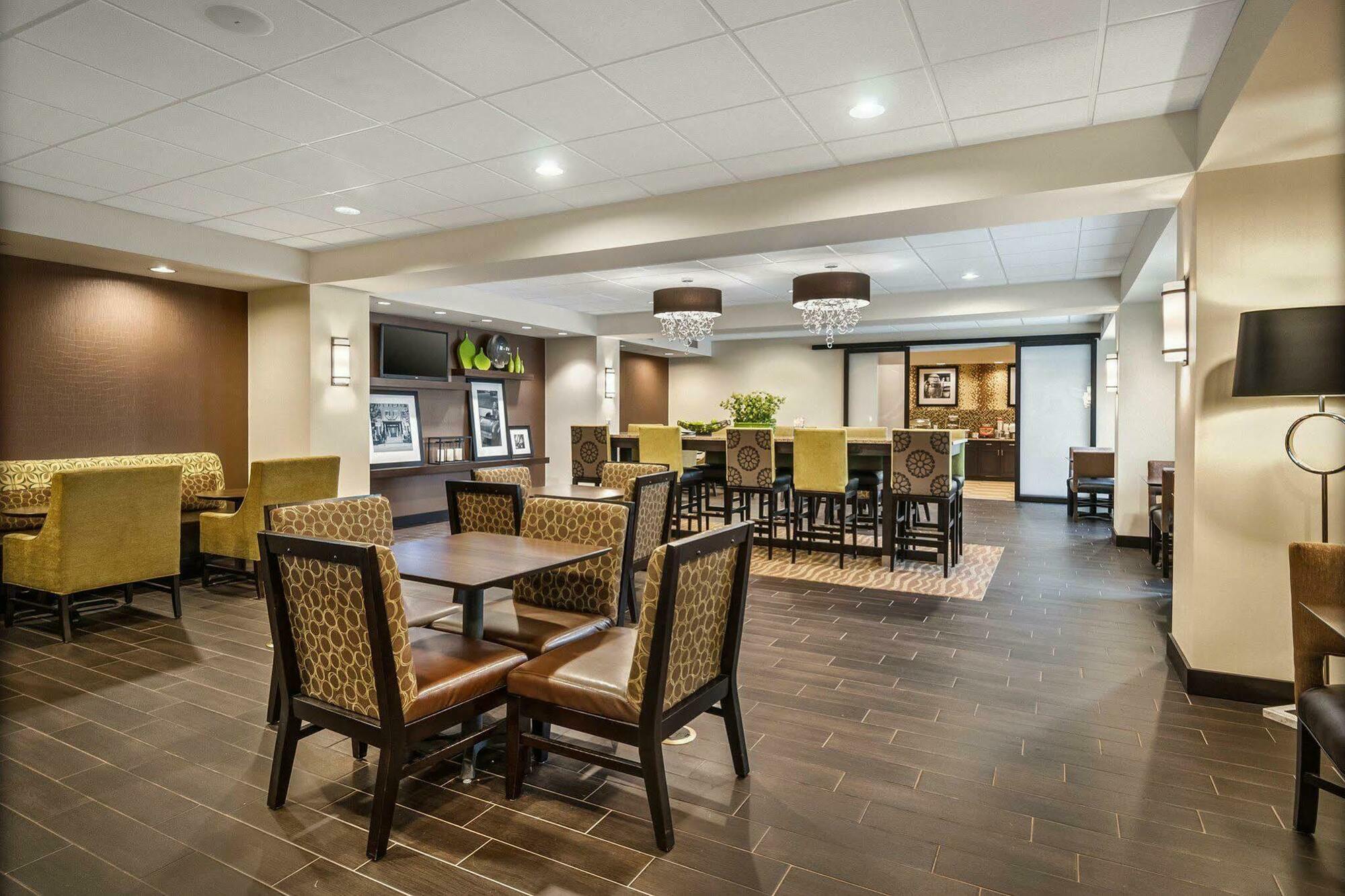 Hampton Inn Dover Eksteriør bilde